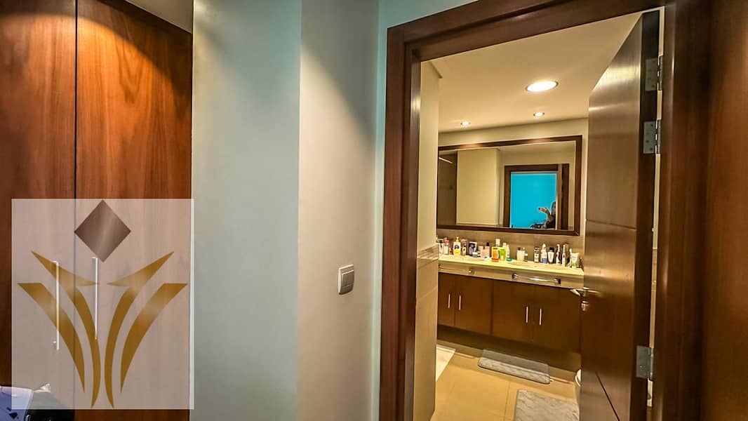 Luxury 3BHK + Maid | Full Burj Khalifa View - Image 33