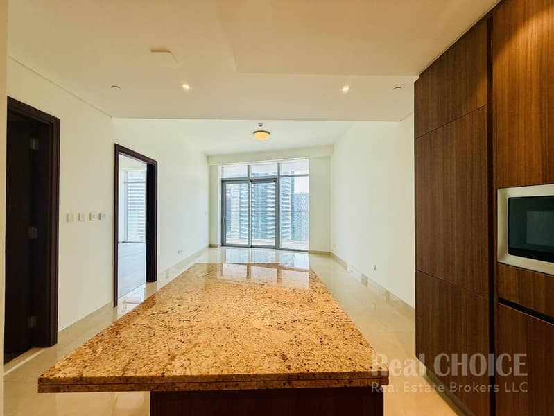 Canal View | 1BR | Smart Home | Downtown Living