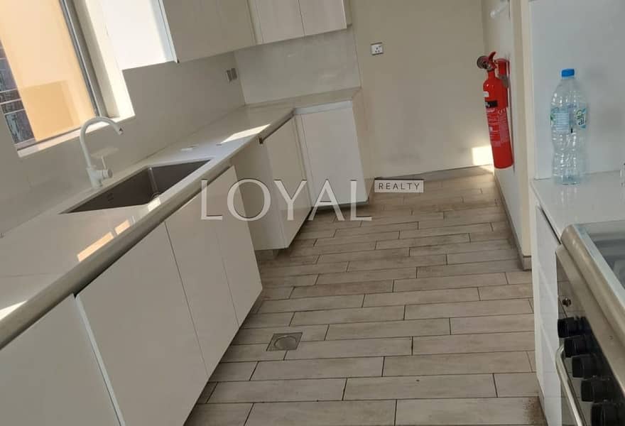 Unrestricted Full Stable View | Vacant Now