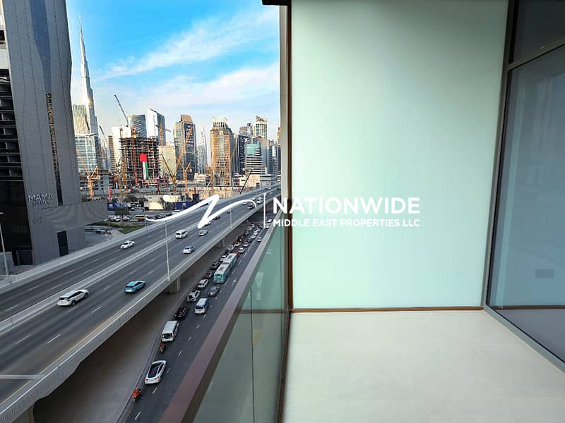 Vacant| Brand New 1BR| Stunning Views| Prime Area - Image 9