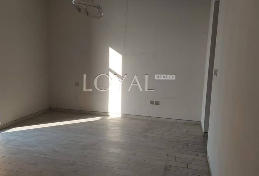 Unrestricted Full Stable View | Vacant Now - Image 13