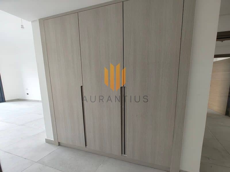 Ready To Move|Spacious 2BR|Multiple cheques Option - Image 8