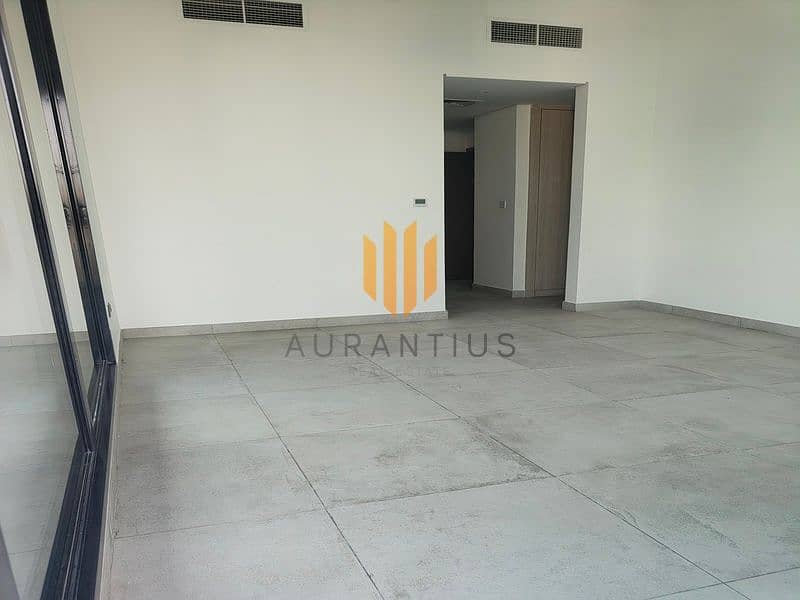 Ready To Move|Spacious 2BR|Multiple cheques Option