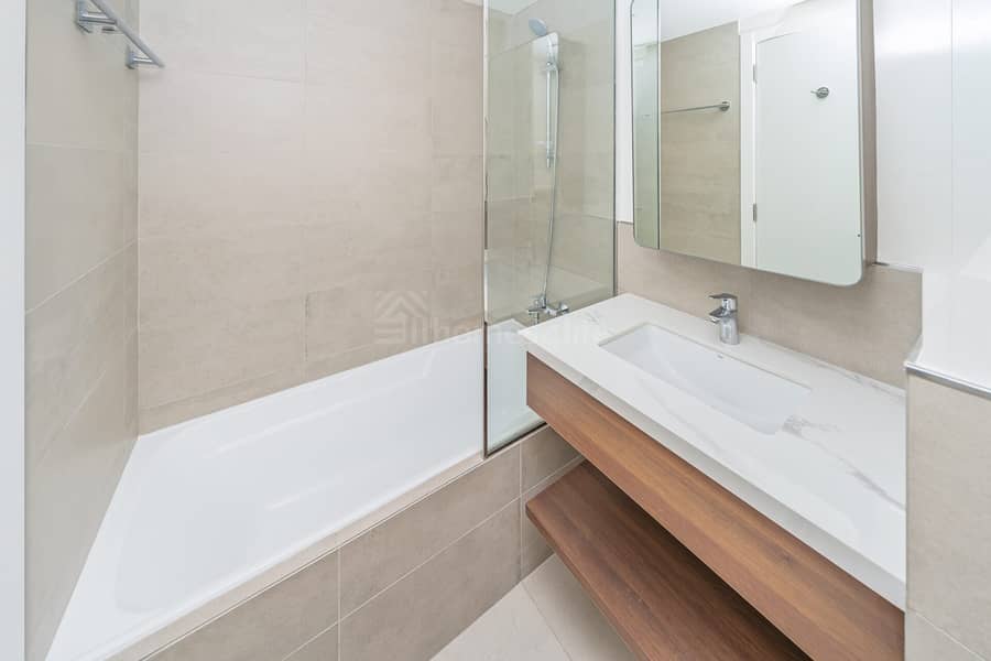 BRIGHT & SPACIOUS 2BR | OPEN VIEW | INVESTMENT - Image 9