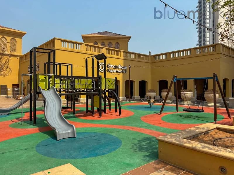 AWESOME MARINA VIEWS || BRIGHT UNIT || HIGH FLOOR - Image 15