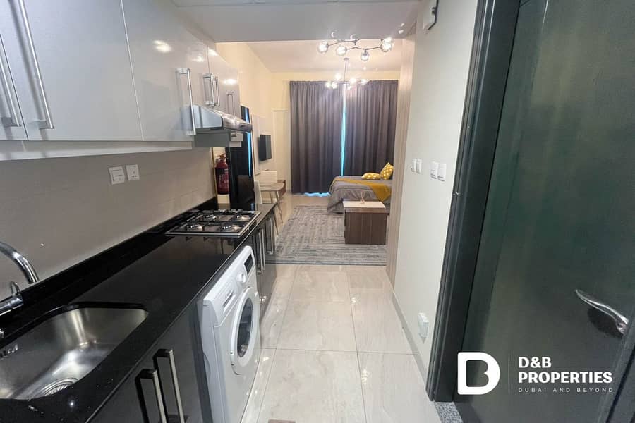 Upgraded | High Floor | 12 Cheques | Furnished - Image 15