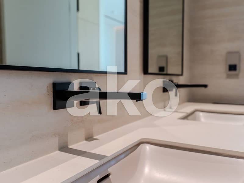 Exclusive 2 Bed luxury fully furnished apartment - Image 37