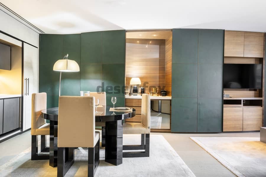 Luxury Living I Burj Khalifa I Fully Furnished I Vacant