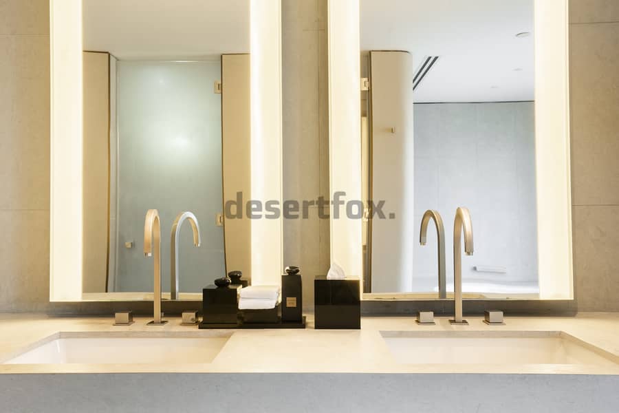 Luxury Living I Burj Khalifa I Fully Furnished I Vacant - Image 14