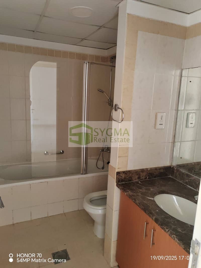 Springs 3 | Type 1 E | Lake View | Vacant - Image 17