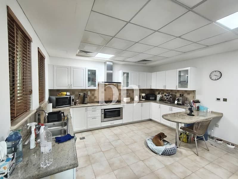 Golf Facing | Prime Location | Large Plot - Image 11