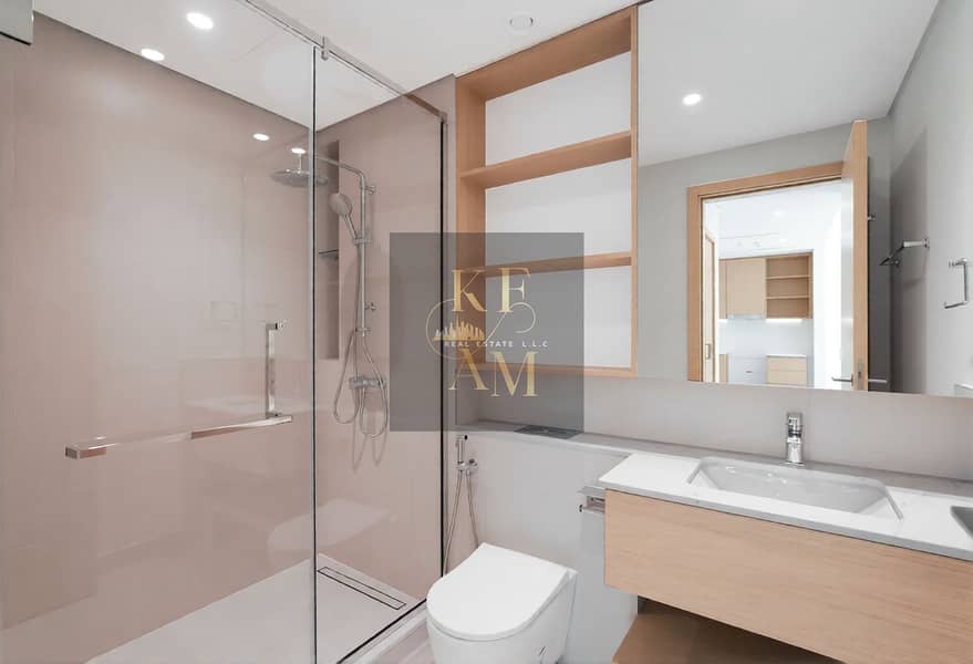 One Bedroom For Rent // Brand New // Park View