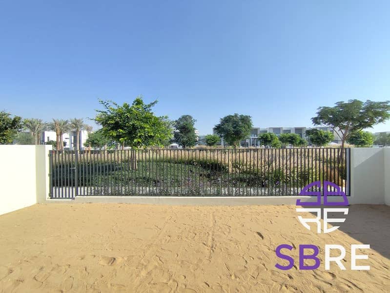 On Green Belt | Brand New | Single Row - Image 7