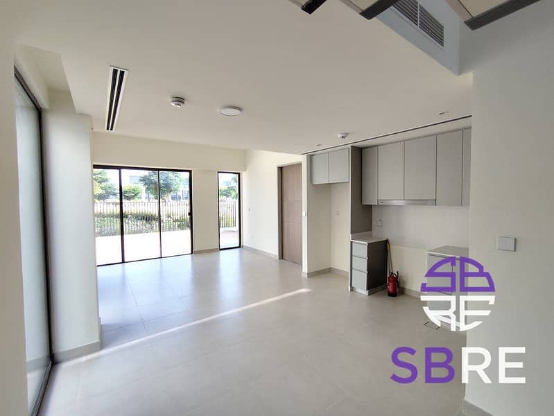 On Green Belt | Brand New | Single Row - Image 15