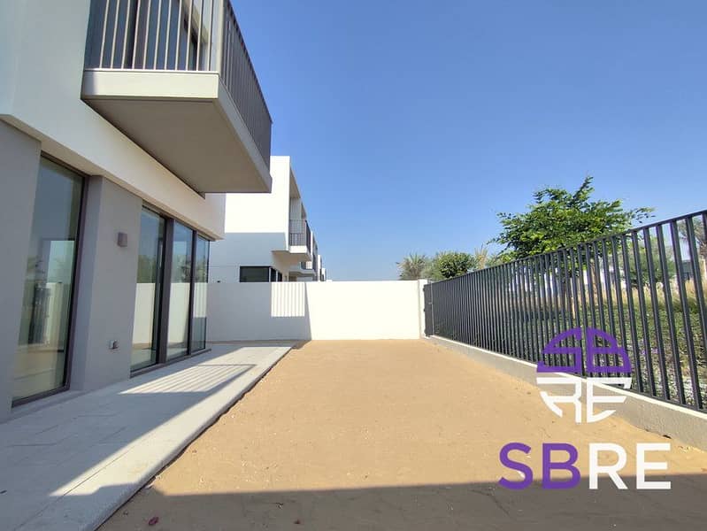 On Green Belt | Brand New | Single Row - Image 16