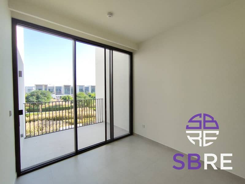 On Green Belt | Brand New | Single Row - Image 18