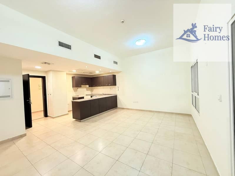 Ready to Move | Vacant 2BHK with Balcony - Image 7