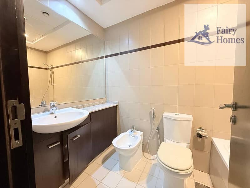 Ready to Move | Vacant 2BHK with Balcony - Image 20