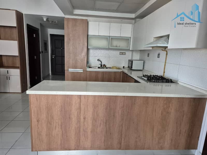 Fully Furnished – Spacious Layout- Near Metro