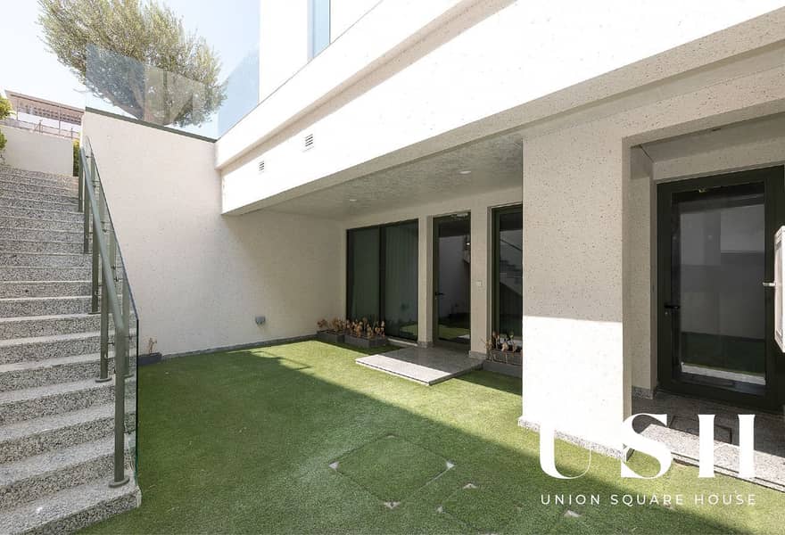 Ultra Luxury | Fully Furnished | Furniture by Rugiano - Image 18