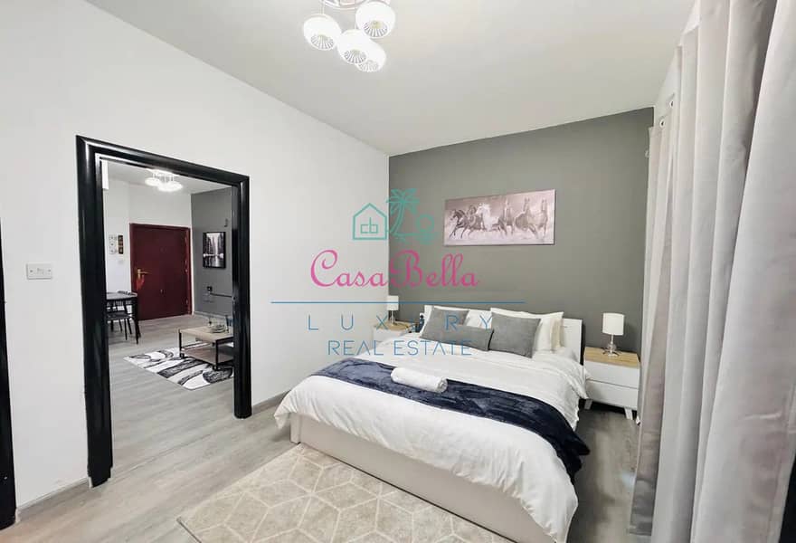 Spacious Upgraded | Chiller Free | Near Metro Tram