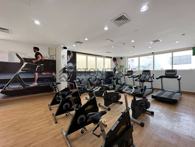 12 CHEQUES | Fully-furnished | Prime Location - Image 10