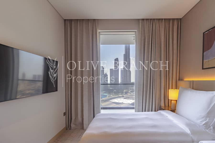 Full Burj Khalifa View | Furnished | Serviced - Image 11
