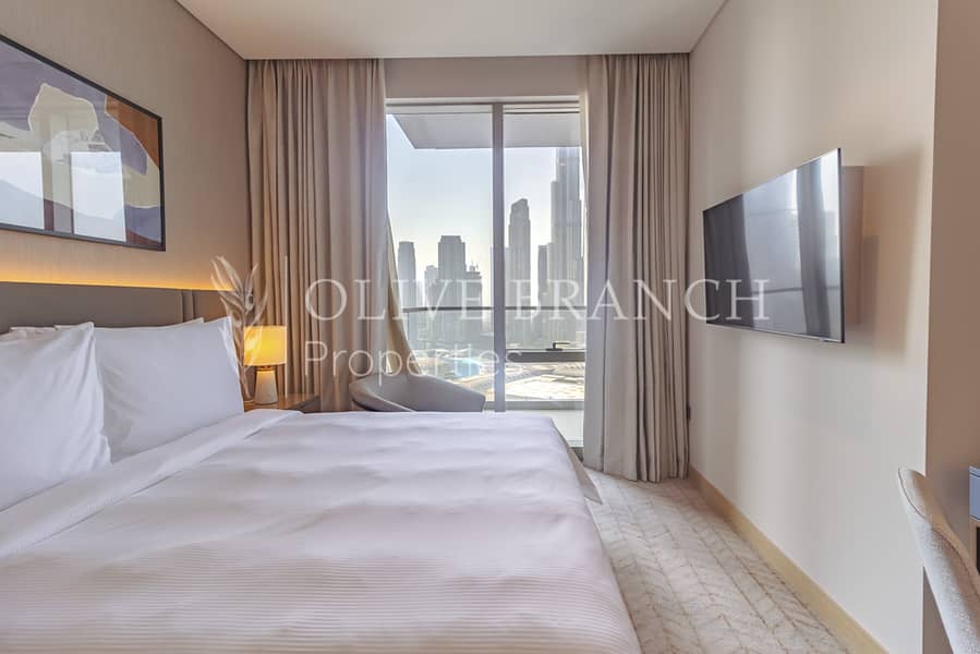Full Burj Khalifa View | Furnished | Serviced - Image 17