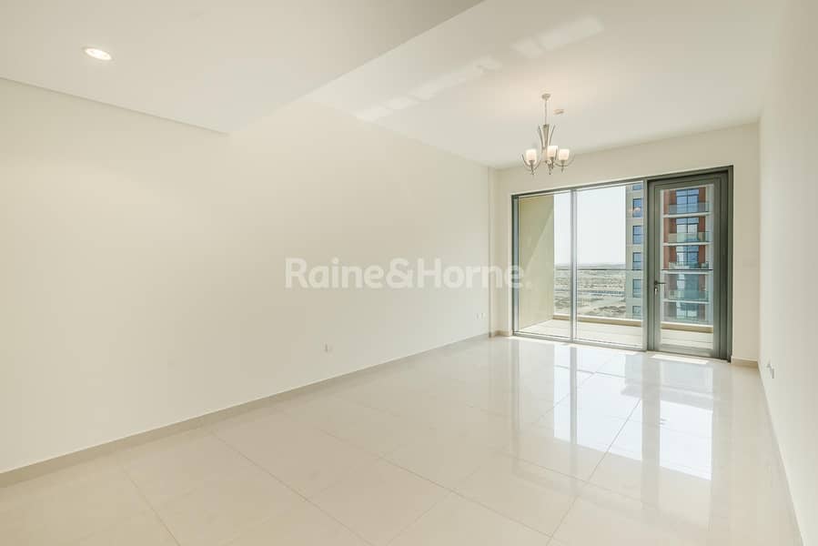 Unfurnished | Vacant | Closed Kitchen | 2 Parking