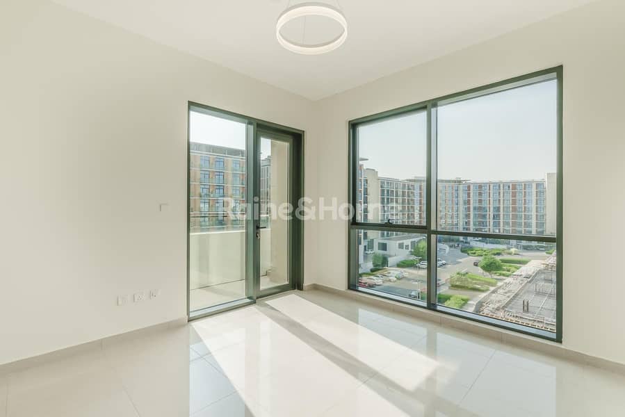 Unfurnished | Vacant | Closed Kitchen | 2 Parking - Image 6