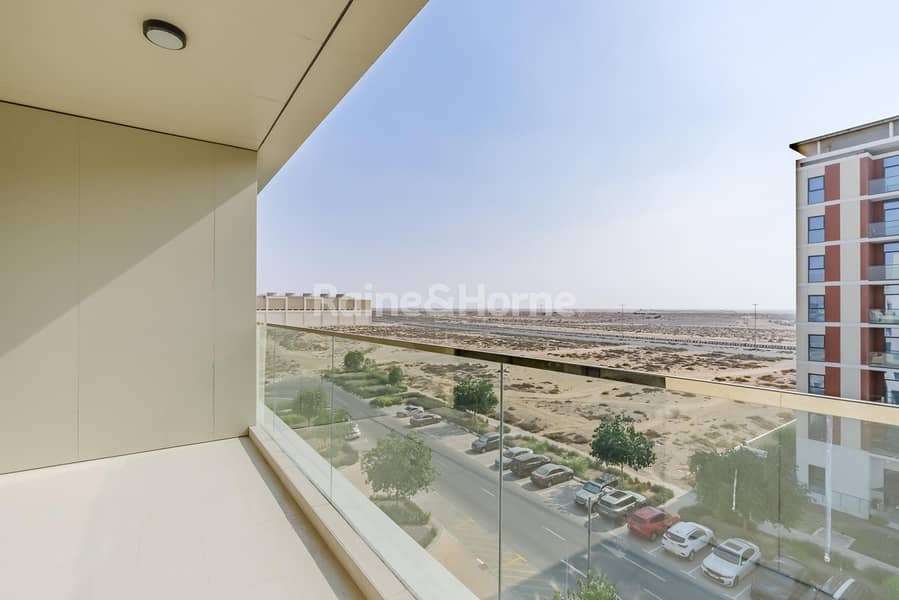 Unfurnished | Vacant | Closed Kitchen | 2 Parking - Image 13