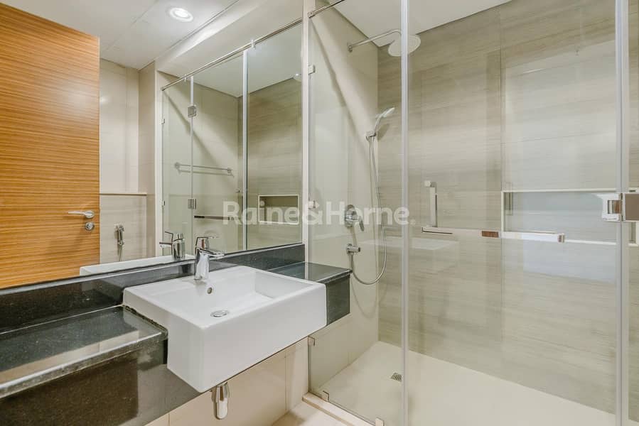 Unfurnished | Vacant | Closed Kitchen | 2 Parking - Image 16