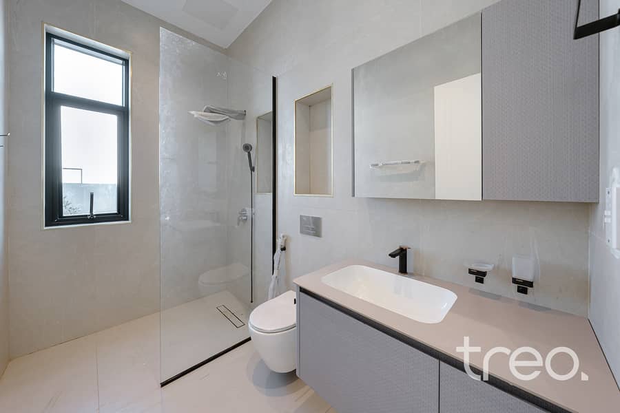 Luxury Custom | Brand New | Smart Home - Image 14