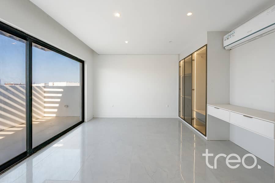 Luxury Custom | Brand New | Smart Home - Image 28