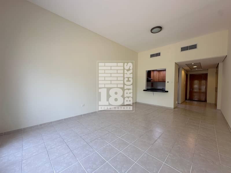 Corner Studio | Huge Layout | Strong Rental Demand