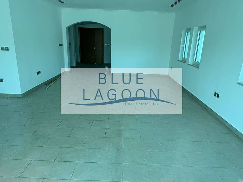 Exclusive Villa | Community Views | Family-Friendly Living