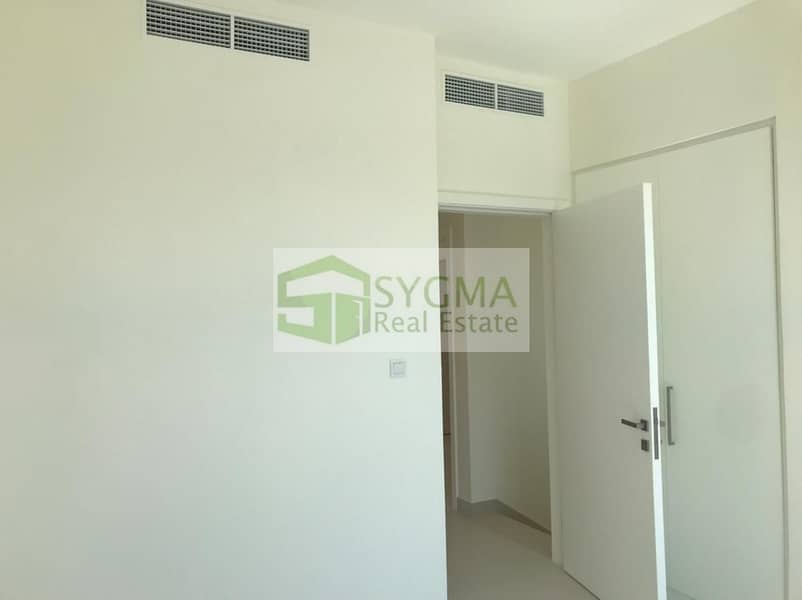 Pool View | Single Row | Best Layout - Image 17