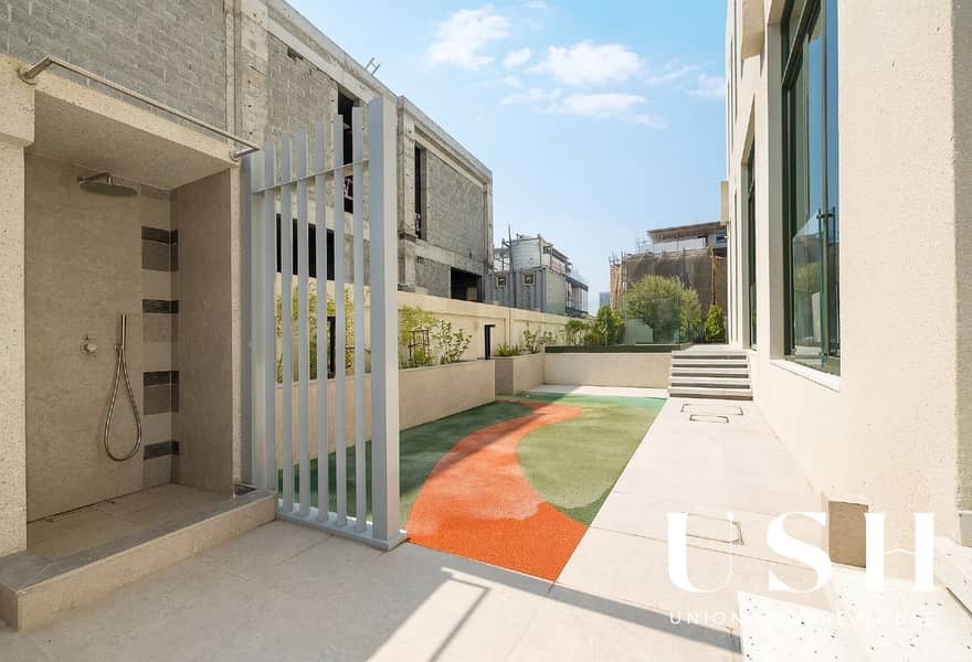 Ultra Luxury | Fully Furnished | Furniture by Rugiano - Image 62