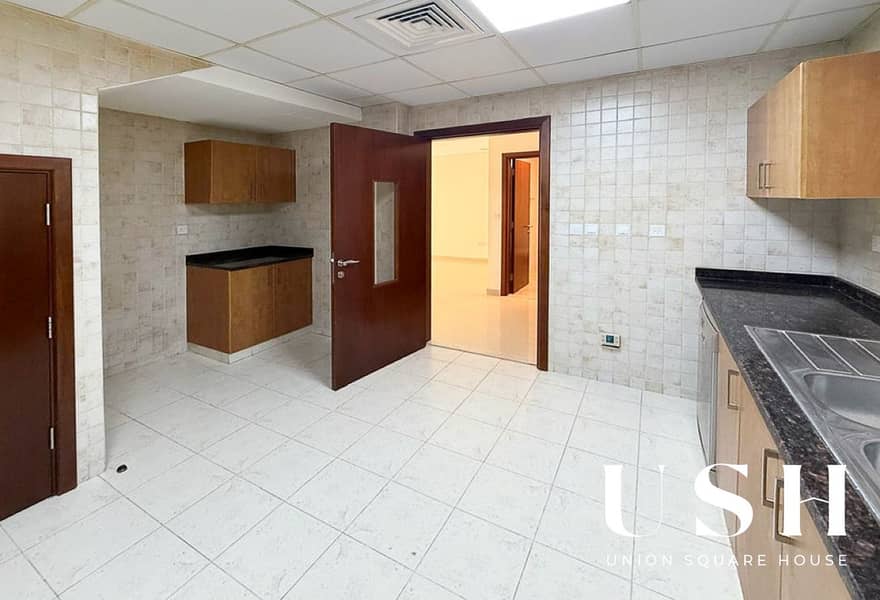 Genuine Resale | Close to pool and park | Spacious - Image 16