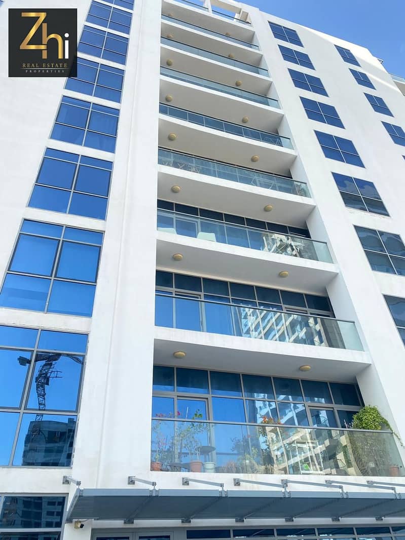 Vacant | Spacious Layout I Unfurnished - Image 11