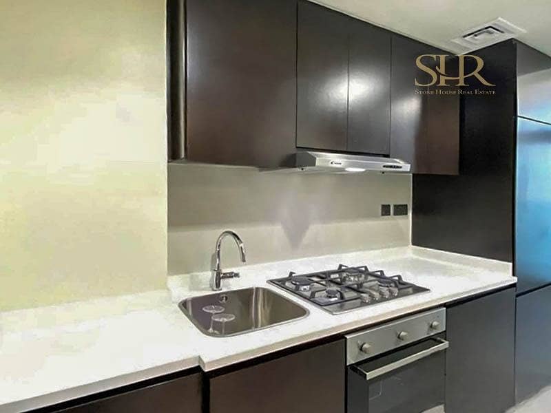 Fully Furnished | High Floor | Near Metro | Vacant