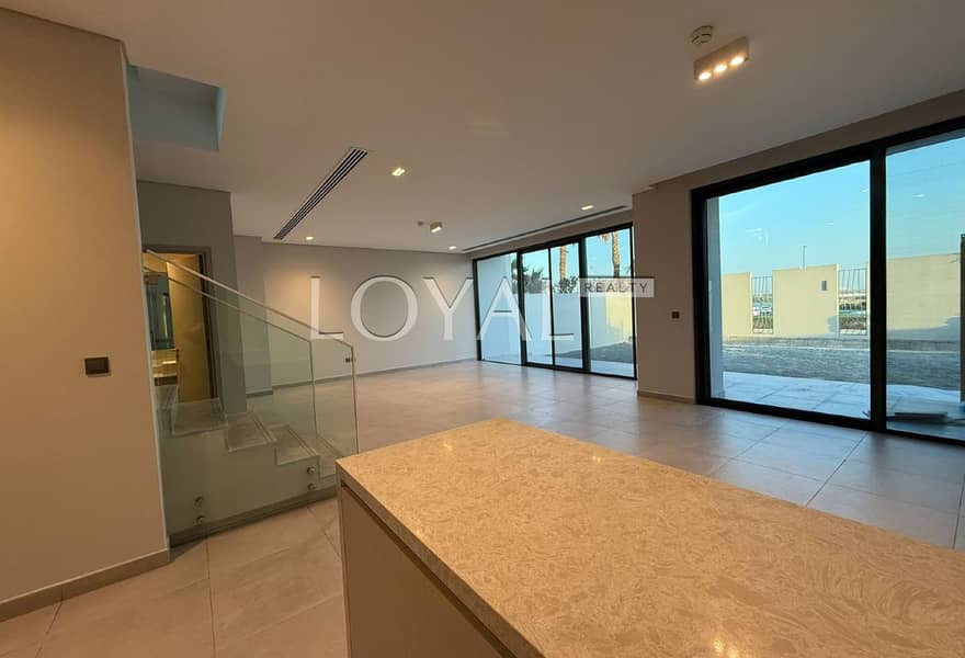 Corner | Near to Amenities | Negotiable