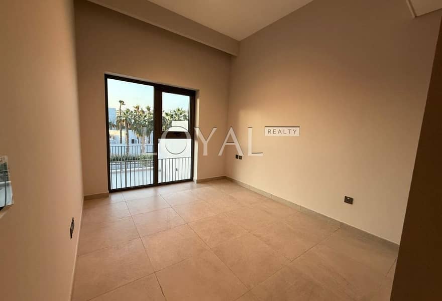 Corner | Near to Amenities | Negotiable - Image 13