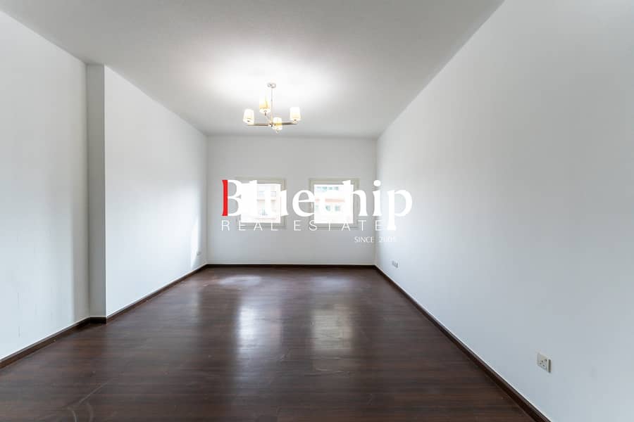 Spacious Layout | Open Kitchen | Skyline View