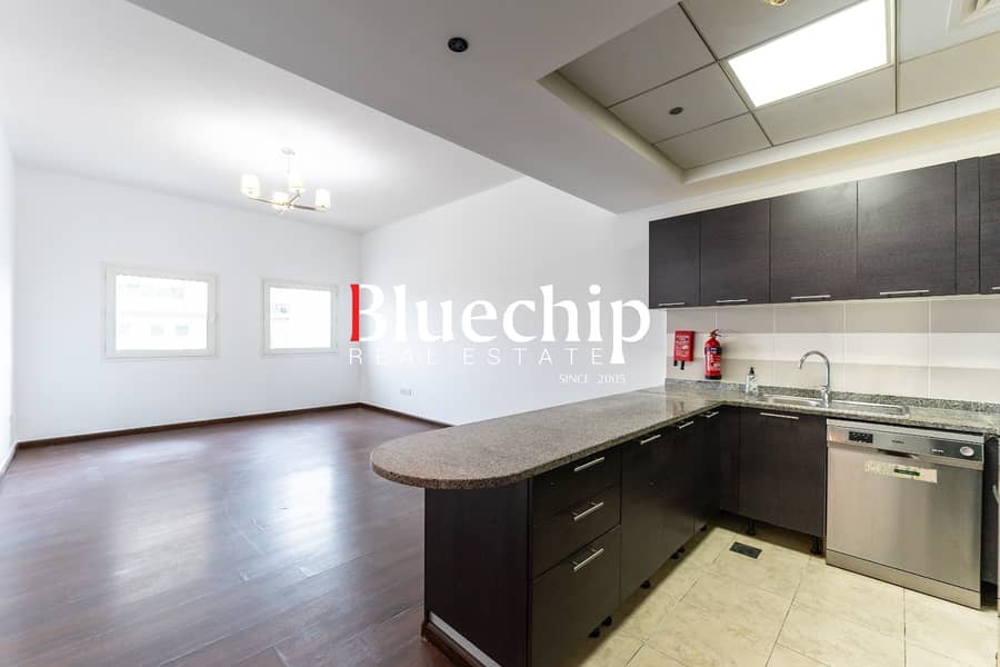 Spacious Layout | Open Kitchen | Skyline View - Image 8