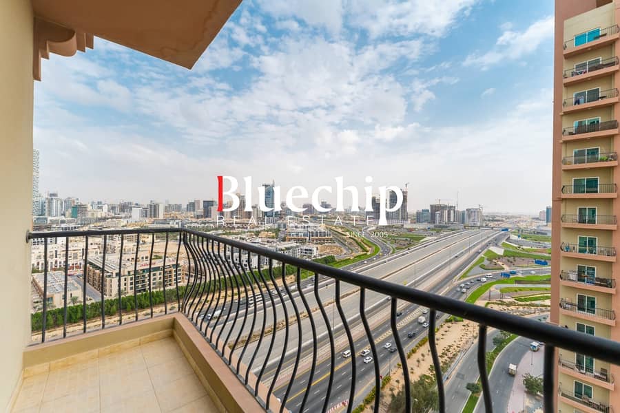 Spacious Layout | Open Kitchen | Skyline View - Image 13