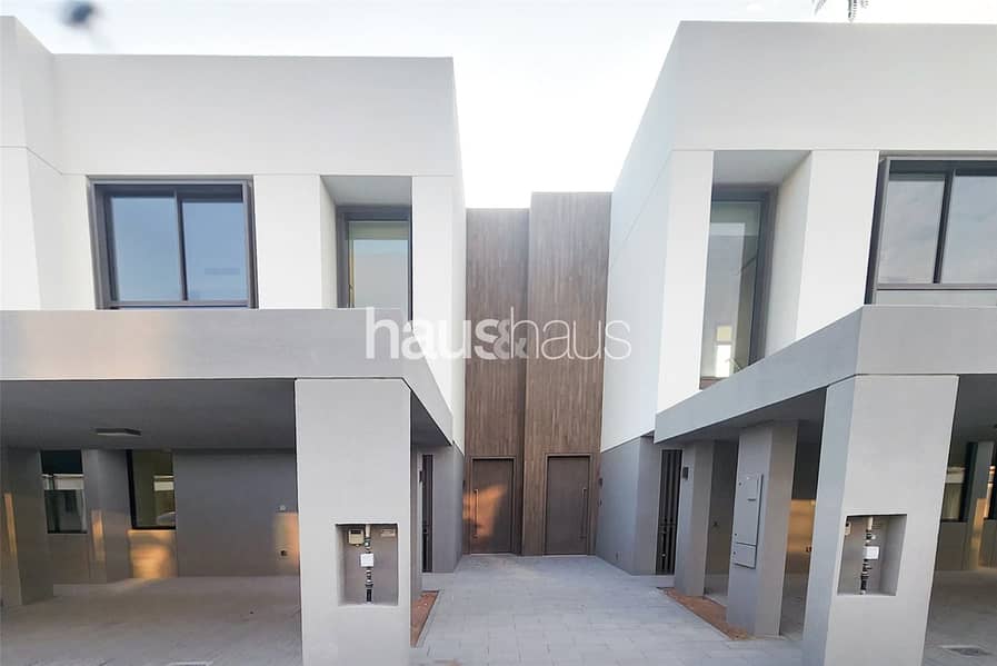 Single Row | Brand New | Spacious Layout