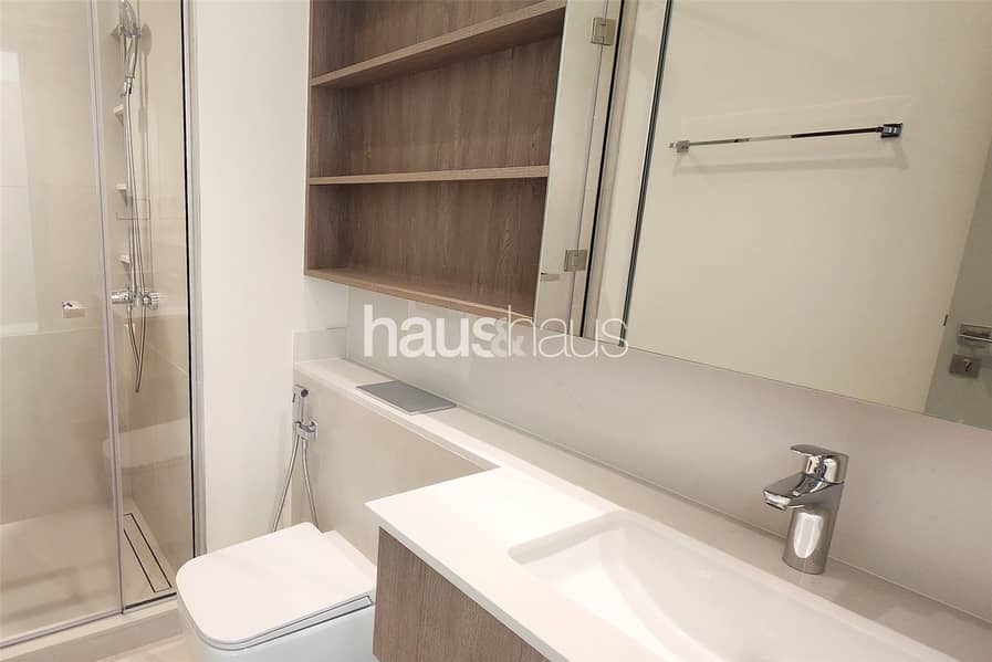 Single Row | Brand New | Spacious Layout - Image 8