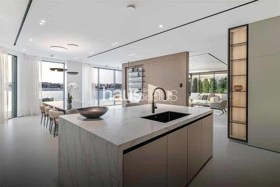 5 Bedrooms | Brand New | Sunset Facing - Image 9