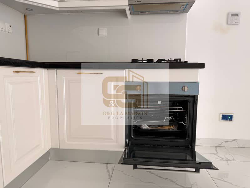 Studio For Rent - Image 9